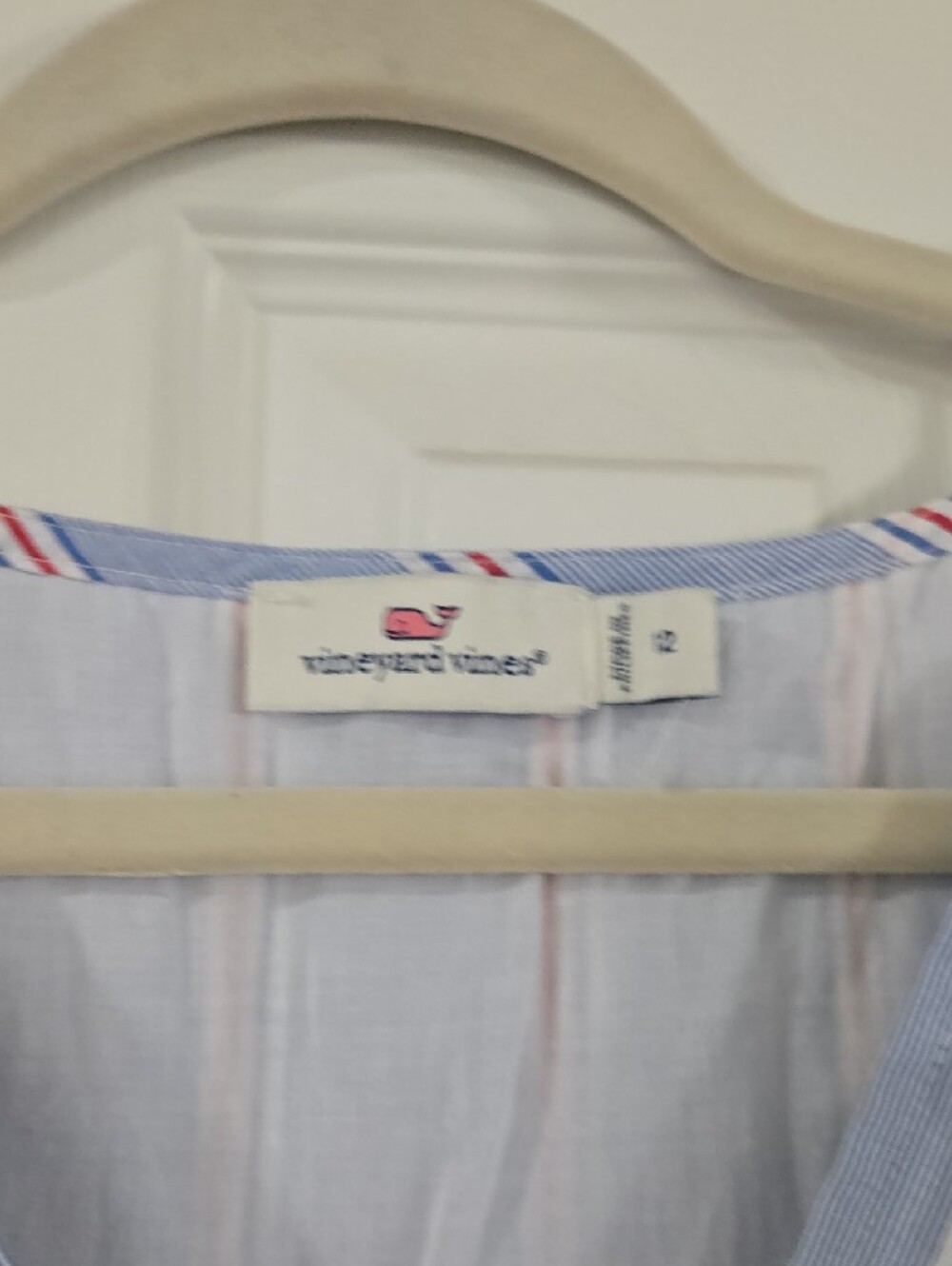 Vineyard Vines sleeveless V-neck fit-and-flare dress Size 12 - Picture 3 of 6